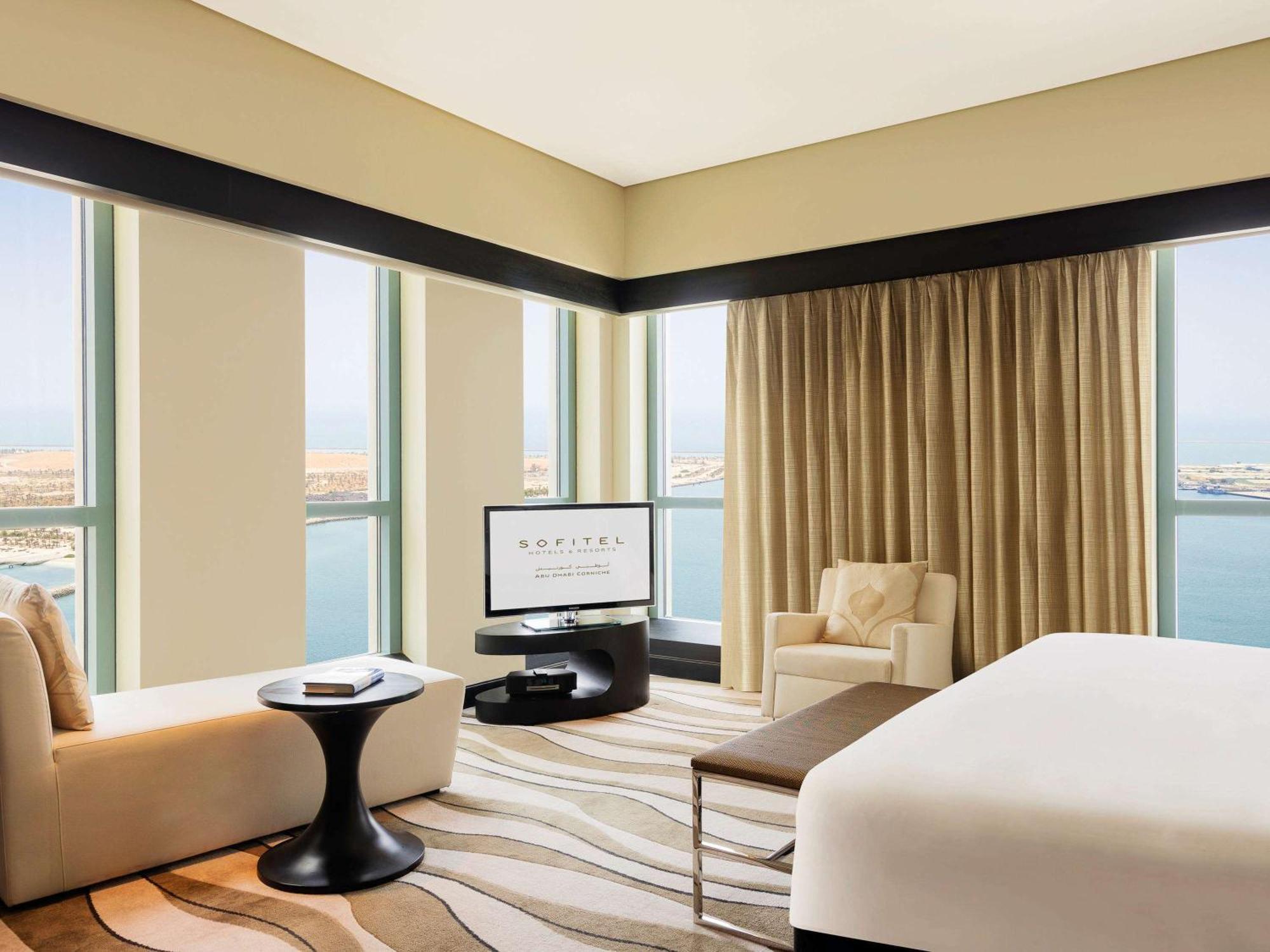 Sofitel Abu Dhabi Corniche Hotell Eksteriør bilde